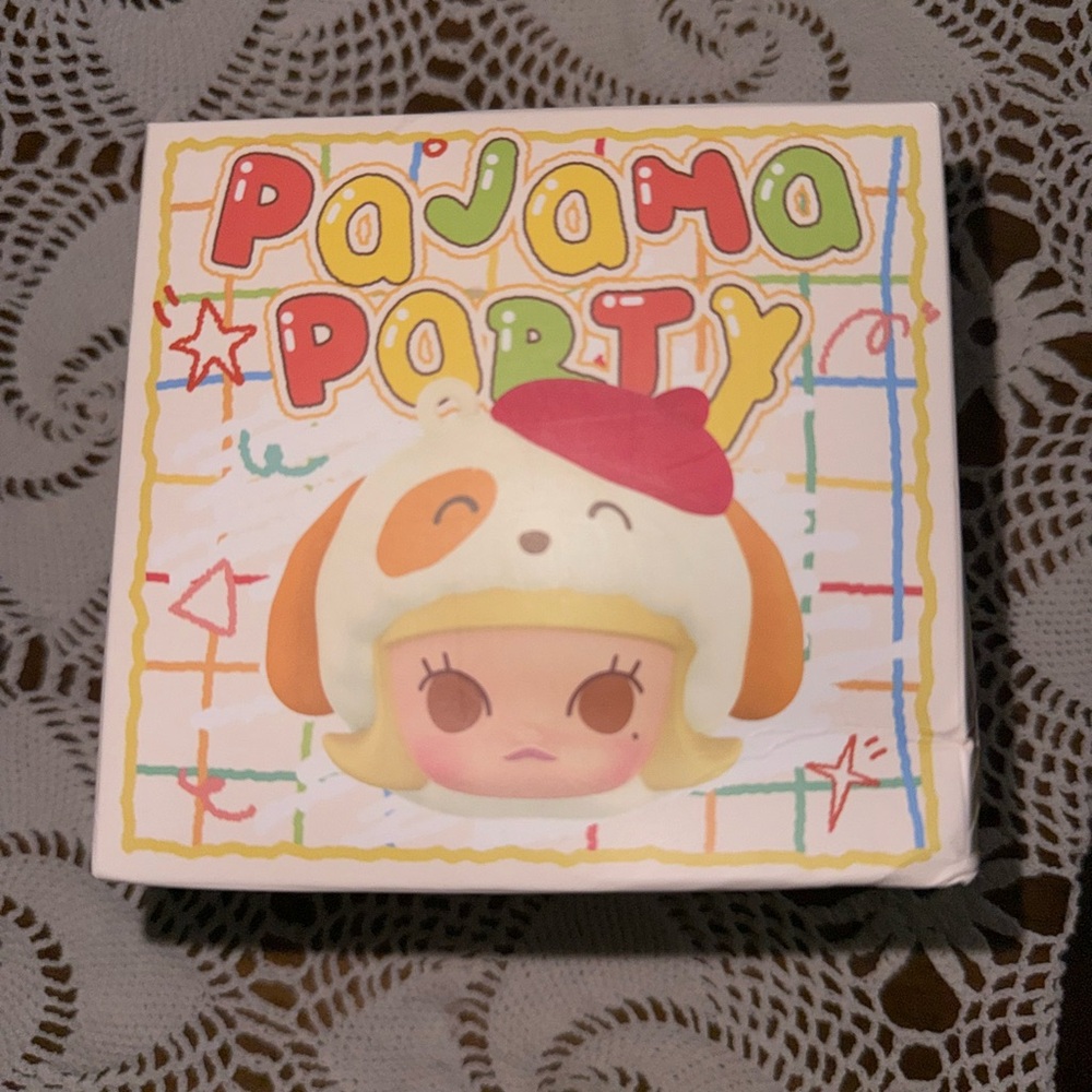 🛑SOLD🛑 POP MART Pop Bean Pajama Party Earphone Case (Pink Rabbit-Cry Baby)